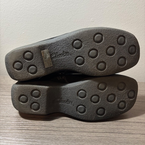 Clarks Black Suede Booties Size 9.5W - Picture 8 of 8